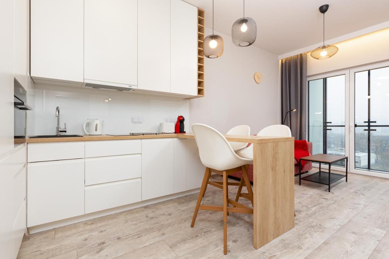 Business Center Apartments Warsaw Wola By Noclegi Renters エクステリア 写真