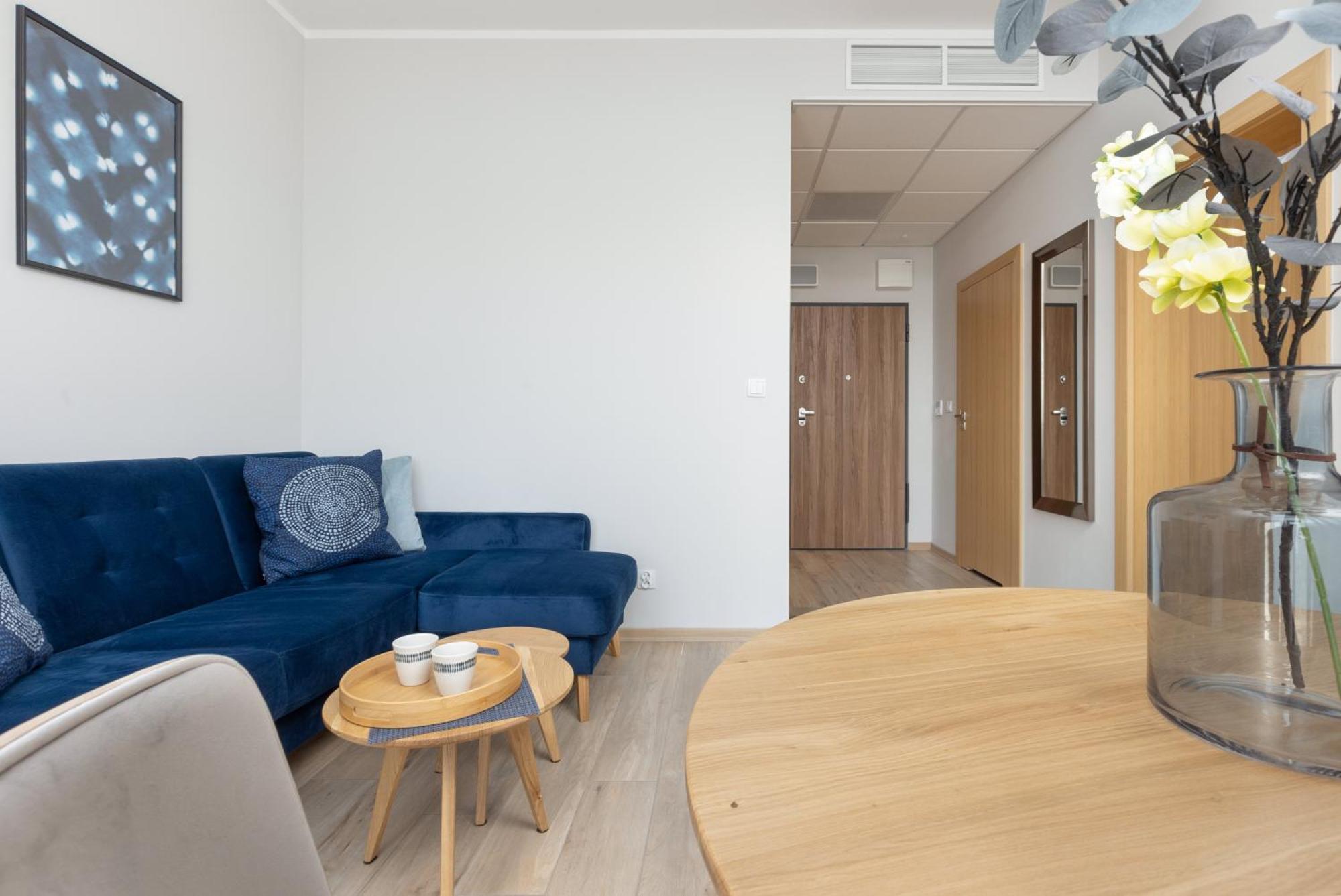Business Center Apartments Warsaw Wola By Noclegi Renters エクステリア 写真