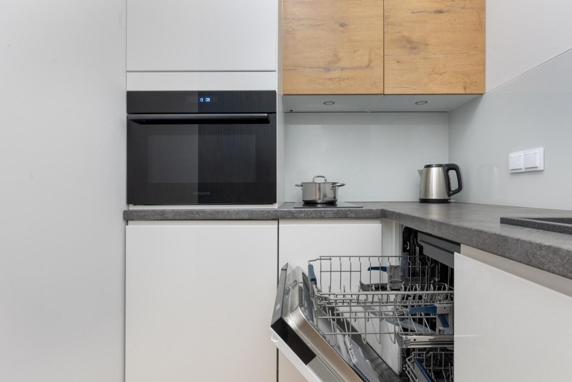 Business Center Apartments Warsaw Wola By Noclegi Renters エクステリア 写真