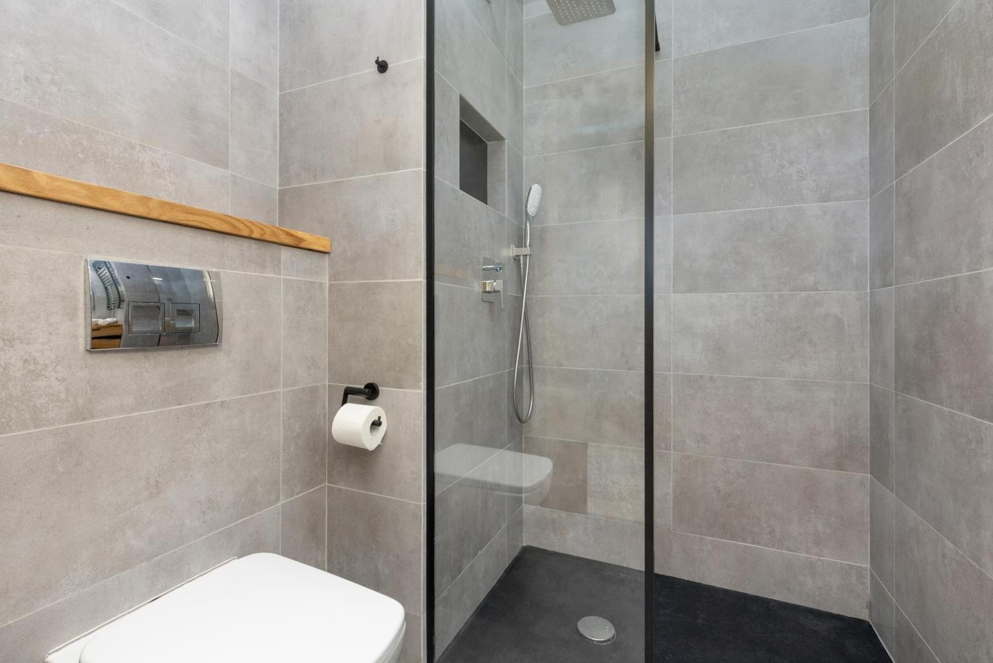 Business Center Apartments Warsaw Wola By Noclegi Renters エクステリア 写真